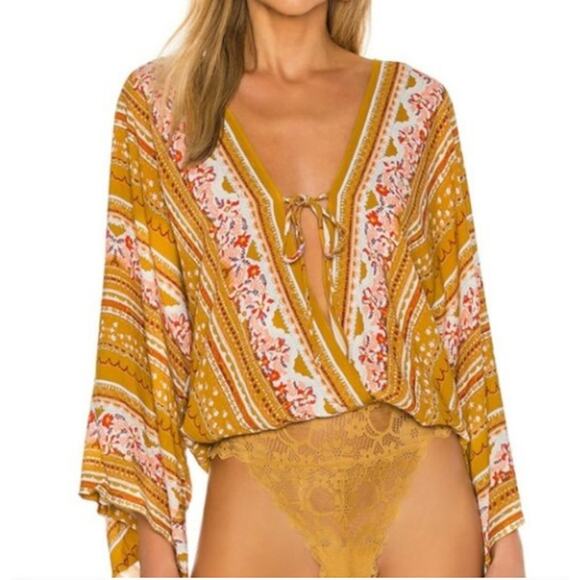 Intimately Free People Womens Gold Patterned Blouse Bodysuit NEW Size XS - Picture 1 of 15